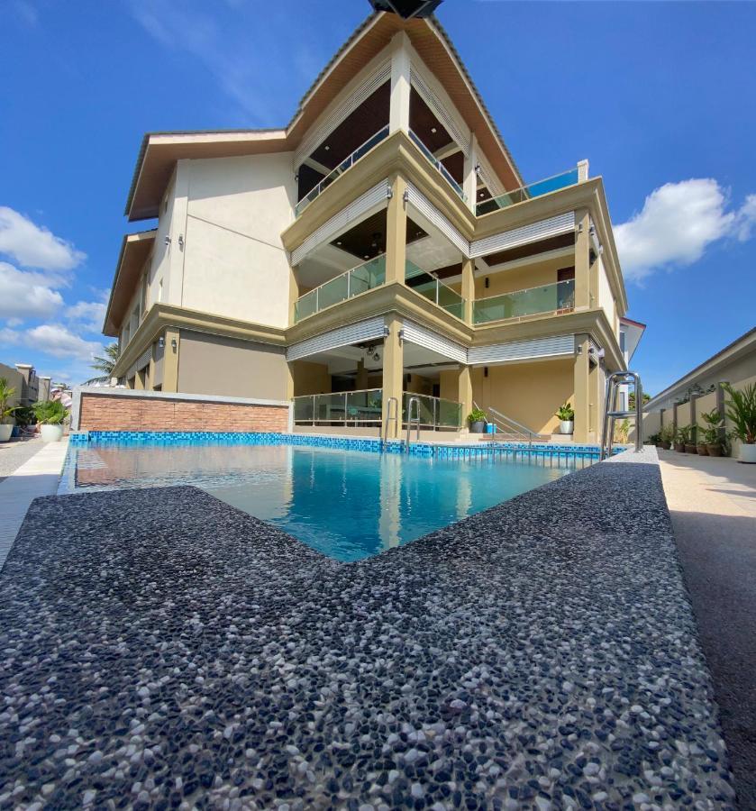 Grand Village Inn Пантай-Ченанг Екстер'єр фото